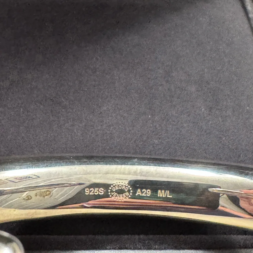 Georg Jensen Sterling Silver A29 Aura Bangle - Picture 2 of 3